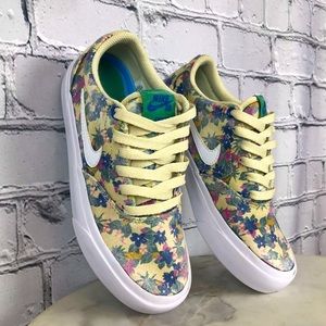 Nike SB Charge Big Girls Floral Canvas Skate Broader Shoes CT3113-200 3.5Y